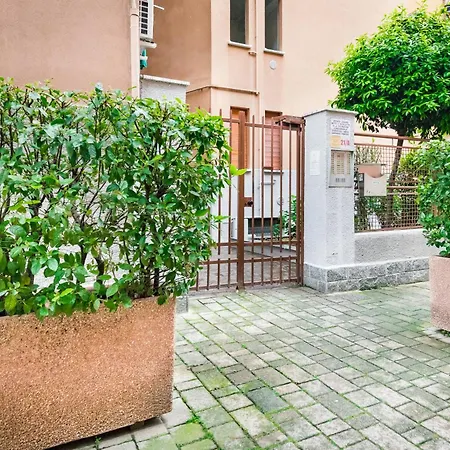 Apartman Maison Davia Milánó