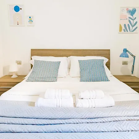 Apartman Maison Davia Milánó